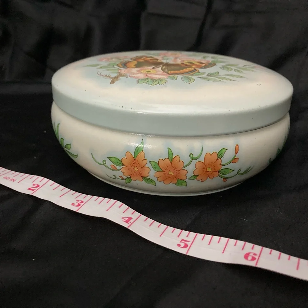 Vintage Daher Decorative Ware Floral Butterfly Lidded Tin